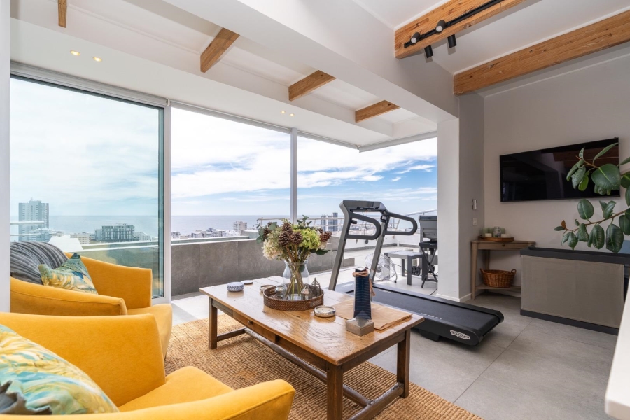 To Let 4 Bedroom Property for Rent in Fresnaye Western Cape